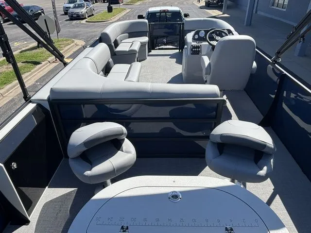 Slide: The Image of Bentley Pontoons Fish 200 CWT / DF90ATL5 2026 - 35