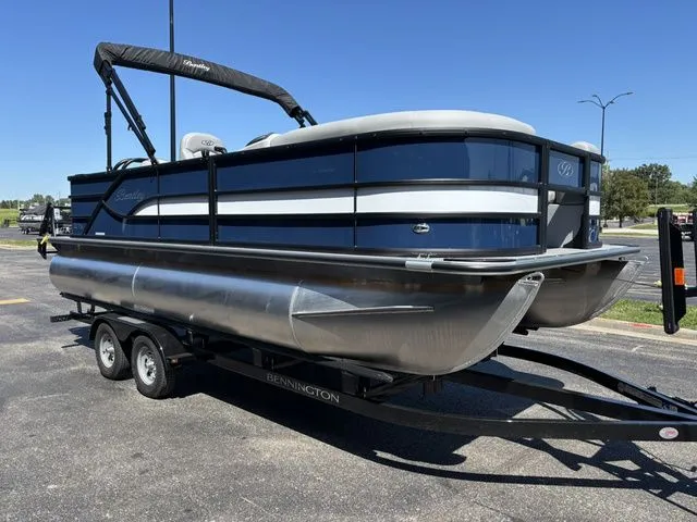 Slide: The Image of Bentley Pontoons Fish 200 CWT / DF90ATL5 2026 - 4