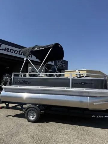 Slide: The Image of Sun Tracker Bass Buggy 16 XL Select 2026 - 3