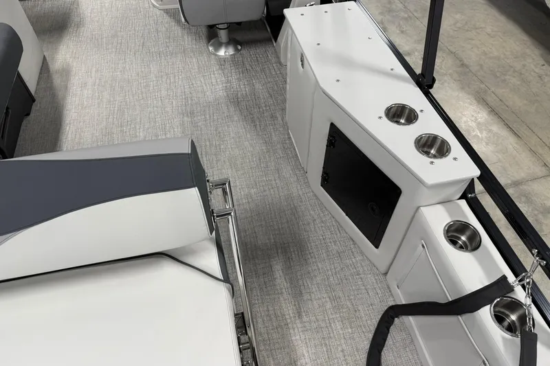 Slide: The Image of 2025 Avalon LSZ Cruise Rear Bench with cup holders and sleek seating design. - 11