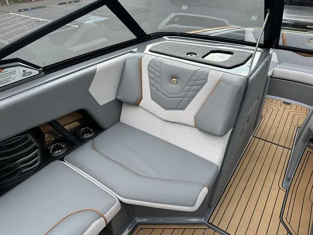 Slide: The Image of Correct Craft Super Air Nautique G21 2024 - 20