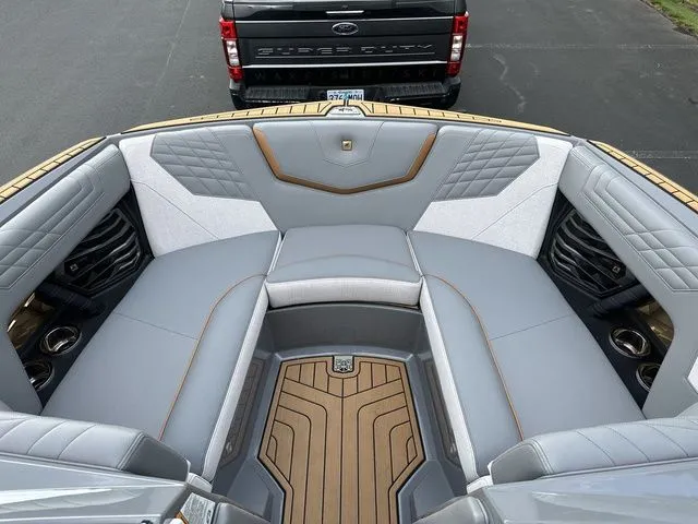 Slide: The Image of Correct Craft Super Air Nautique G21 2024 - 26