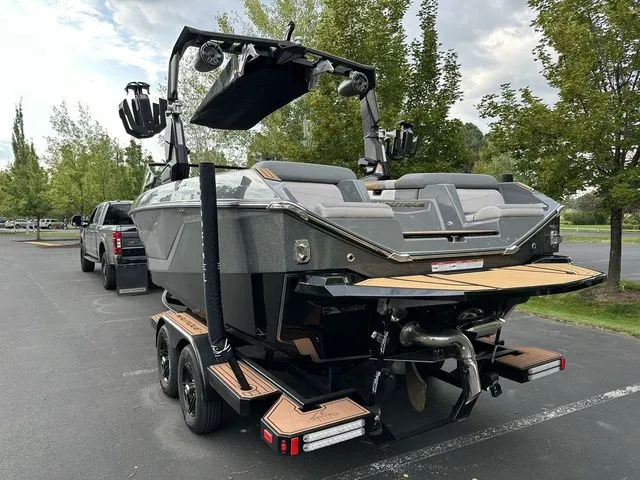 Slide: The Image of Correct Craft Super Air Nautique G21 2024 - 5