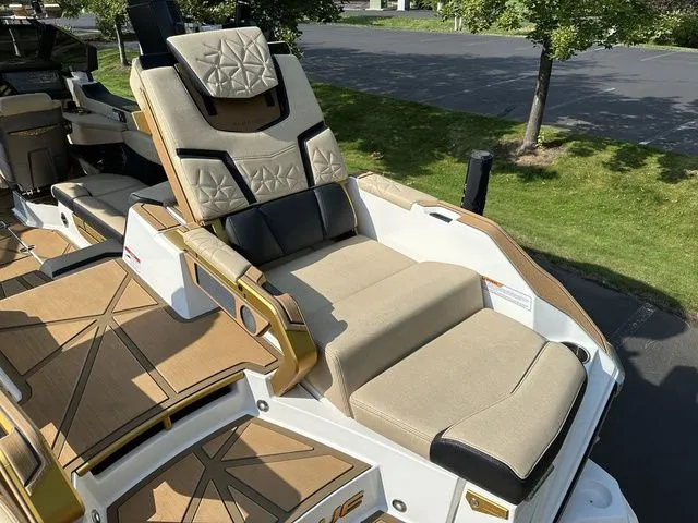 Slide: The Image of Nautique Super Air Nautique G23 Paragon 2024 - 17