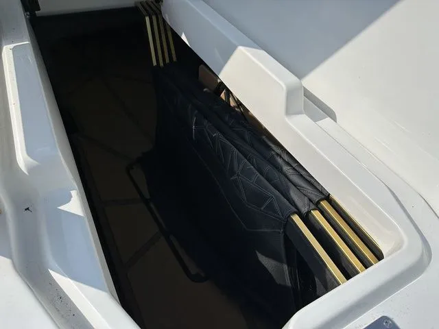 Slide: The Image of Nautique Super Air Nautique G23 Paragon 2024 - 19