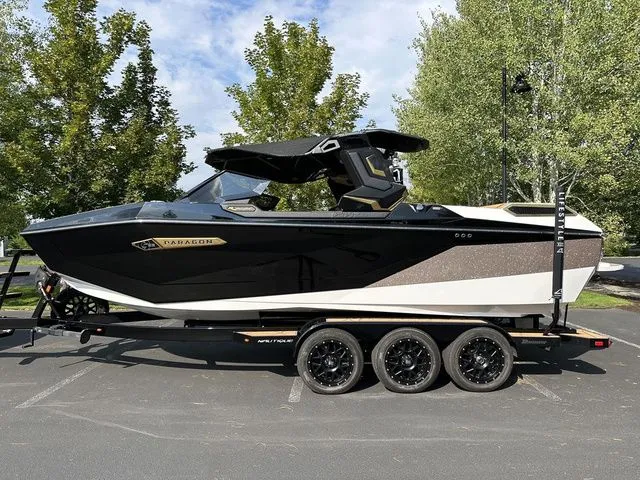 Slide: The Image of Nautique Super Air Nautique G23 Paragon 2024 - 2