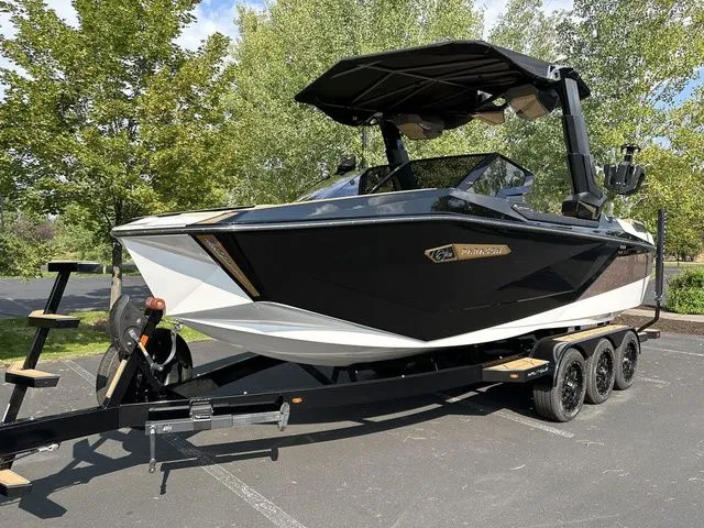 Slide: The Image of Nautique Super Air Nautique G23 Paragon 2024 - 7
