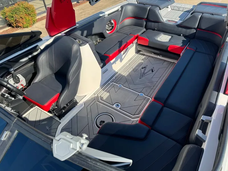 Slide: The Image of Supra SE550 2020 - 21