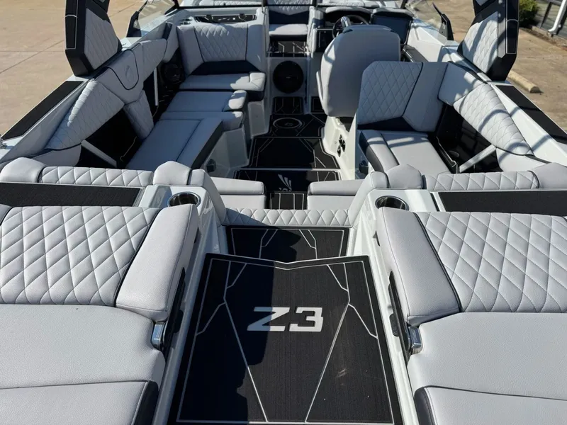 Slide: The Image of Tigé Z3 2026 - 10