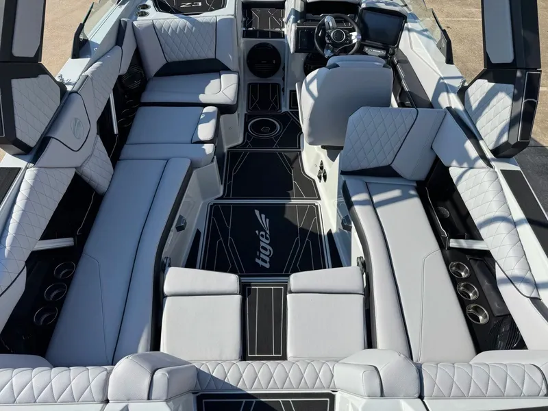 Slide: The Image of Tigé Z3 2026 - 11