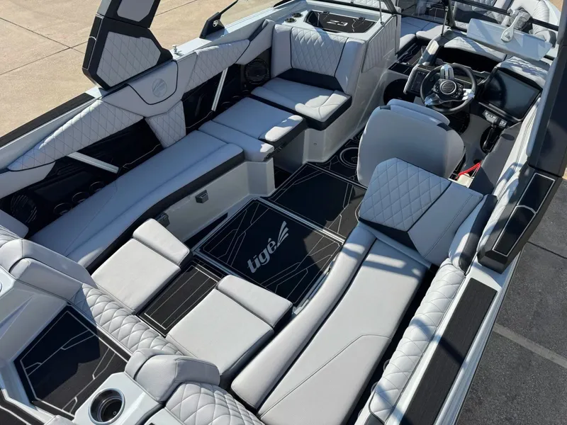 Slide: The Image of Tigé Z3 2026 - 14