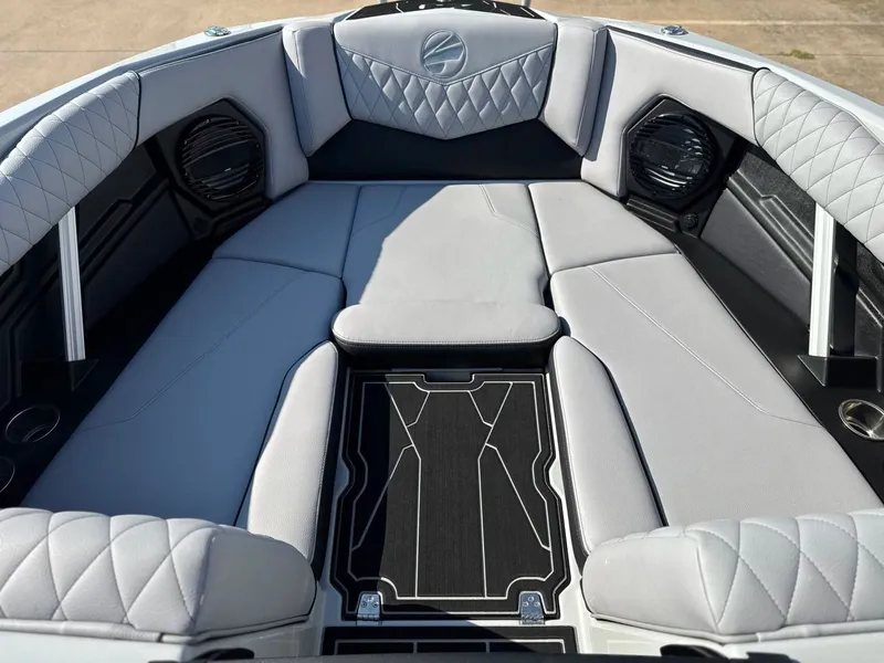 Slide: The Image of Tigé Z3 2026 - 20