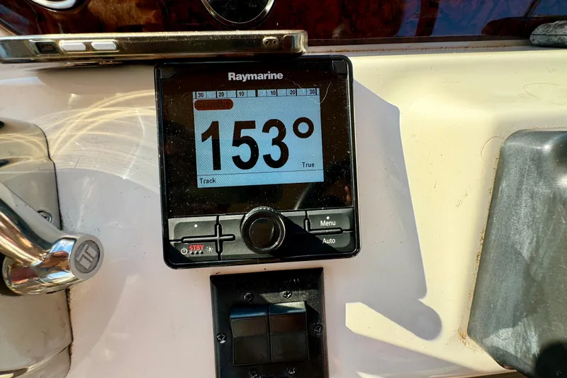 Slide: The Image of Raymarine display showing 153 degrees on 2003 Sea Ray 400 Sedan Bridge. - 52