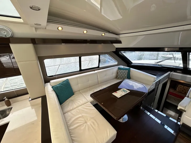 Slide: The Image of Carver C52 Coupe 2018 - 22