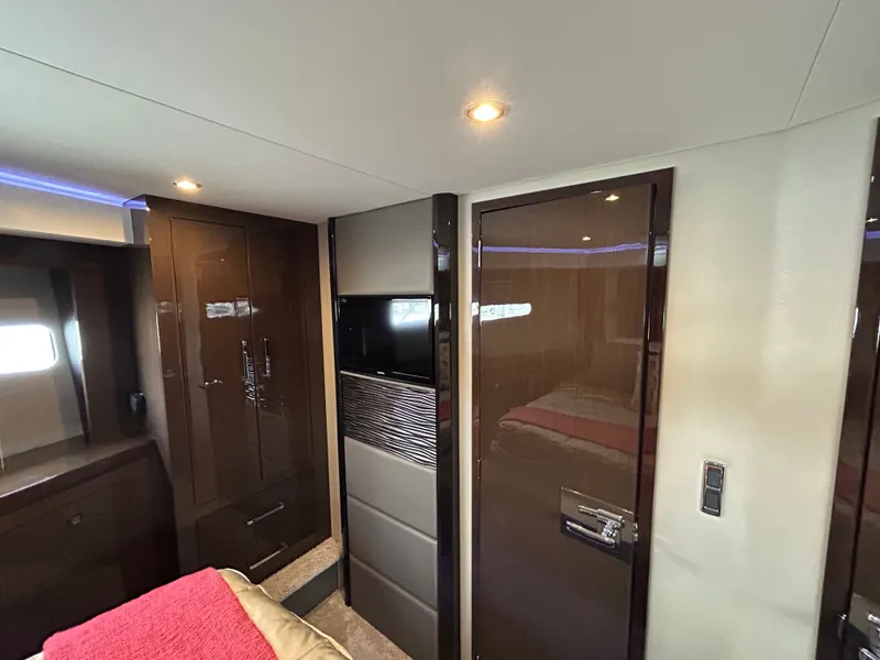 Slide: The Image of Carver C52 Coupe 2018 - 4