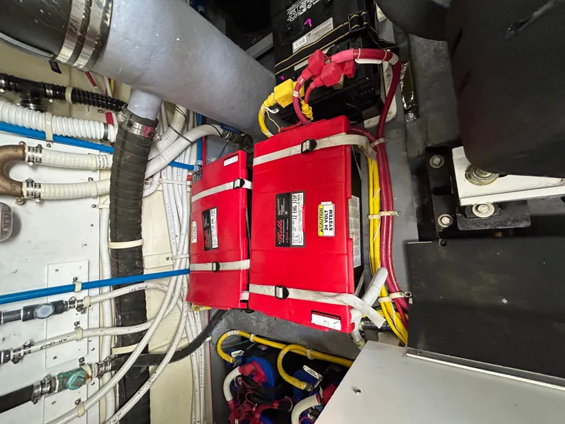 Slide: The Image of Carver C52 Coupe 2018 - 40