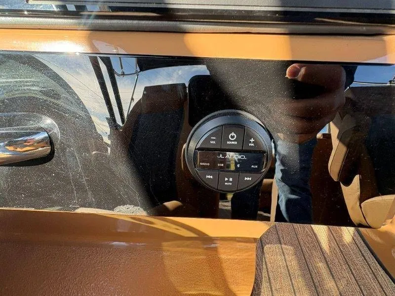 Slide: The Image of Harris Solstice Dual Console 250 CWDH 2026 - 32