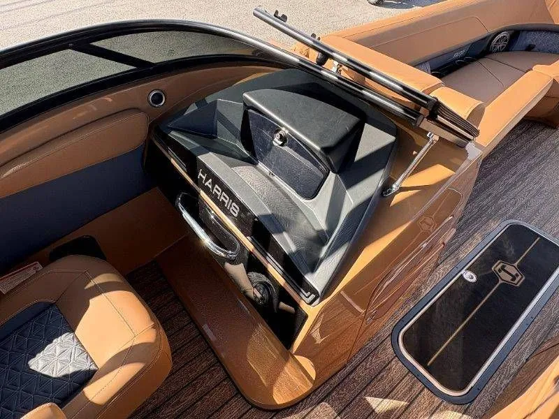 Slide: The Image of Harris Solstice Dual Console 250 CWDH 2026 - 35