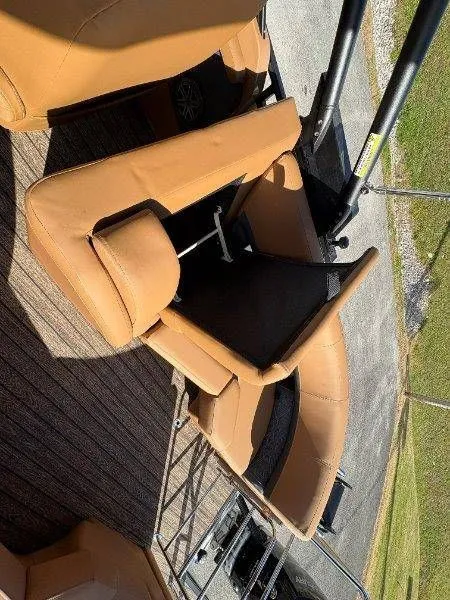 Slide: The Image of Harris Solstice Dual Console 250 CWDH 2026 - 39