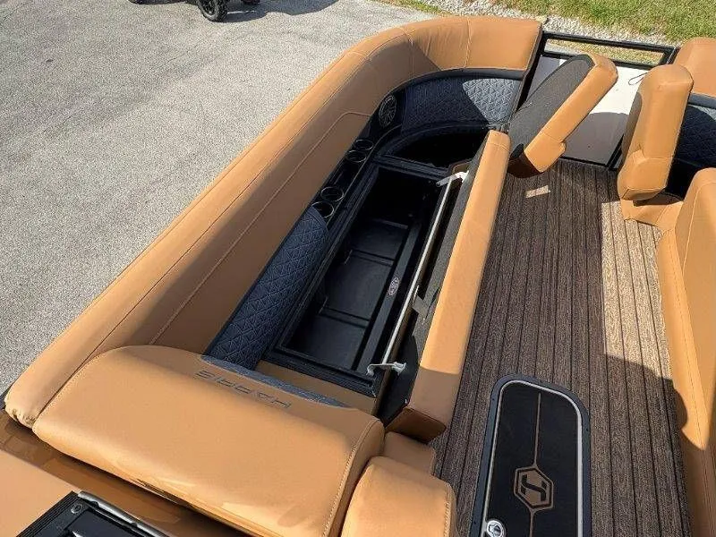 Slide: The Image of Harris Solstice Dual Console 250 CWDH 2026 - 50