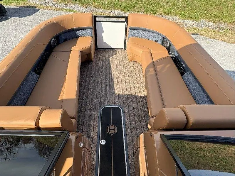 Slide: The Image of Harris Solstice Dual Console 250 CWDH 2026 - 59