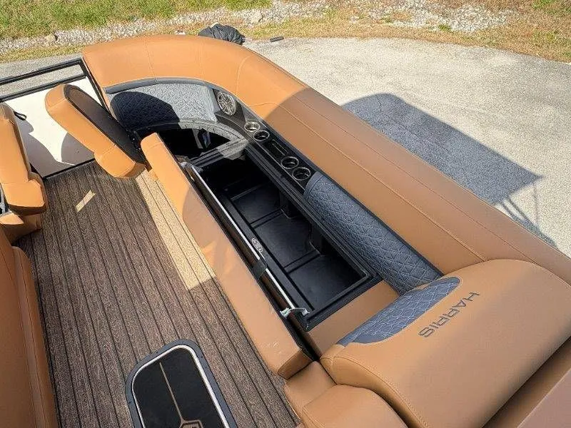 Slide: The Image of Harris Solstice Dual Console 250 CWDH 2026 - 73