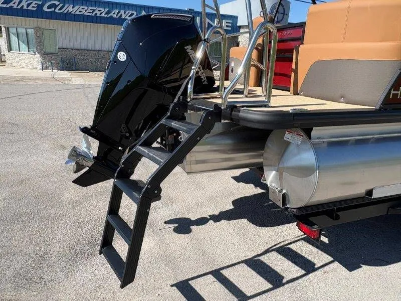 Slide: The Image of Harris Cruiser 230 CWDH 2026 - 21