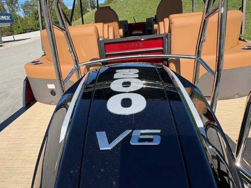 Slide: The Image of Harris Cruiser 230 CWDH 2026 - 40