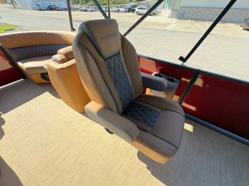 Slide: The Image of Harris Cruiser 230 CWDH 2026 - 61