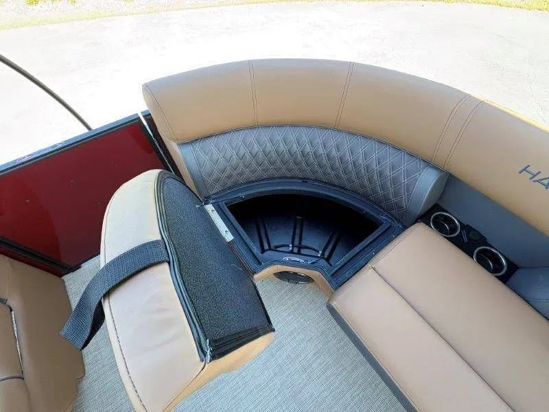 Slide: The Image of Harris Cruiser 230 CWDH 2026 - 67