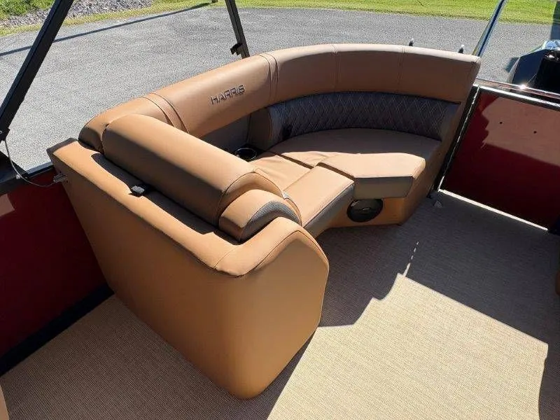 Slide: The Image of Harris Cruiser 230 CWDH 2026 - 68