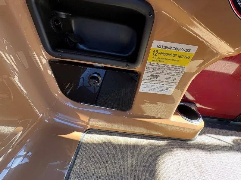 Slide: The Image of Harris Cruiser 230 CWDH 2026 - 69