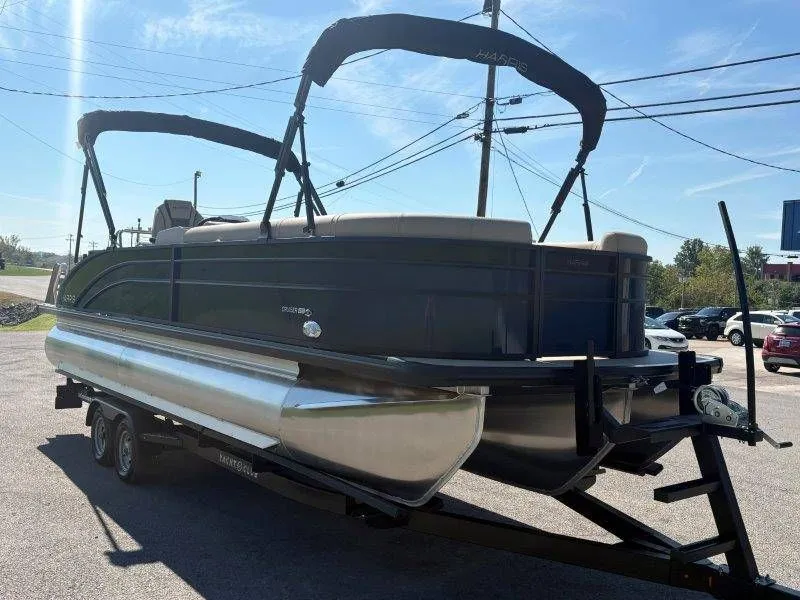 Slide: The Image of Harris Cruiser 250 SLDH 2026 - 21