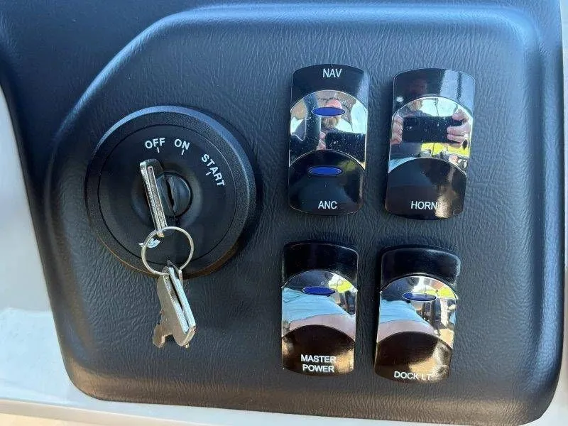 Slide: The Image of Harris Cruiser 250 SLDH 2026 - 37