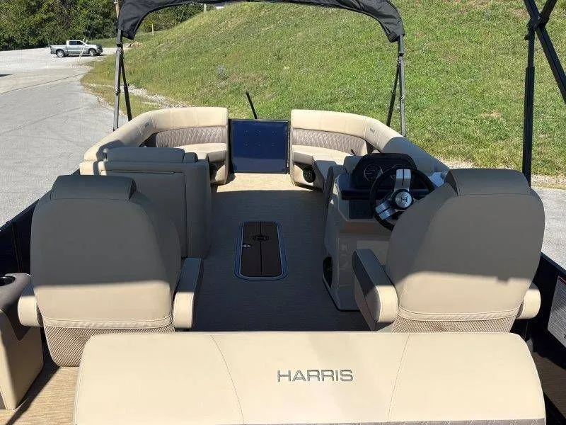 Slide: The Image of Harris Cruiser 250 SLDH 2026 - 47