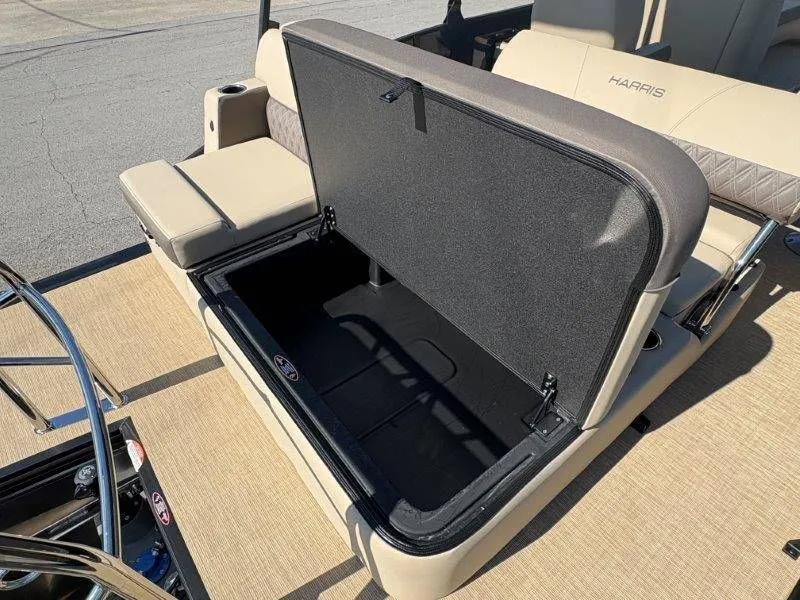 Slide: The Image of Harris Cruiser 250 SLDH 2026 - 56