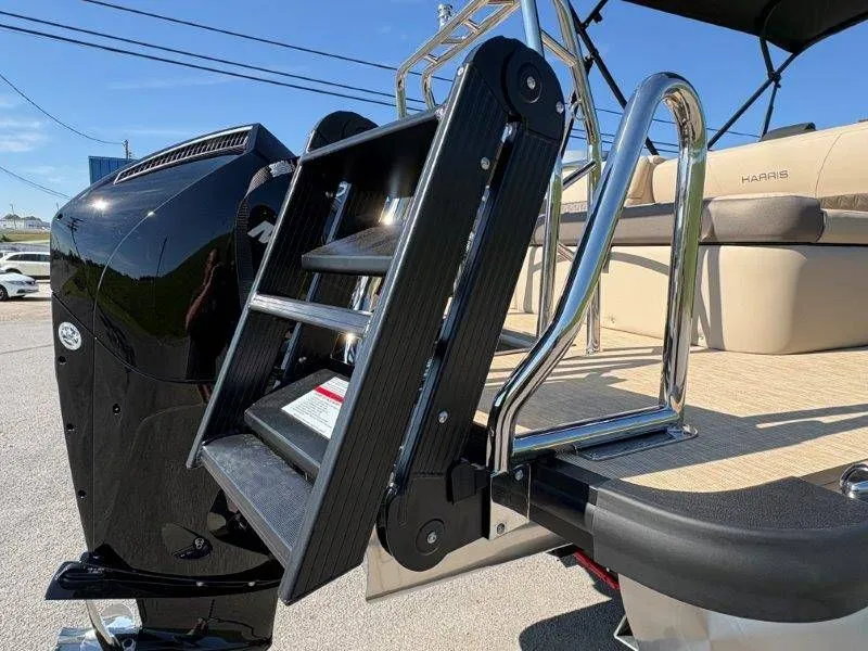 Slide: The Image of Harris Cruiser 250 SLDH 2026 - 71