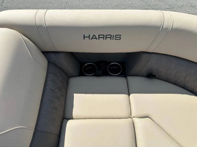 Slide: The Image of Harris Cruiser 210 CW 2026 - 21