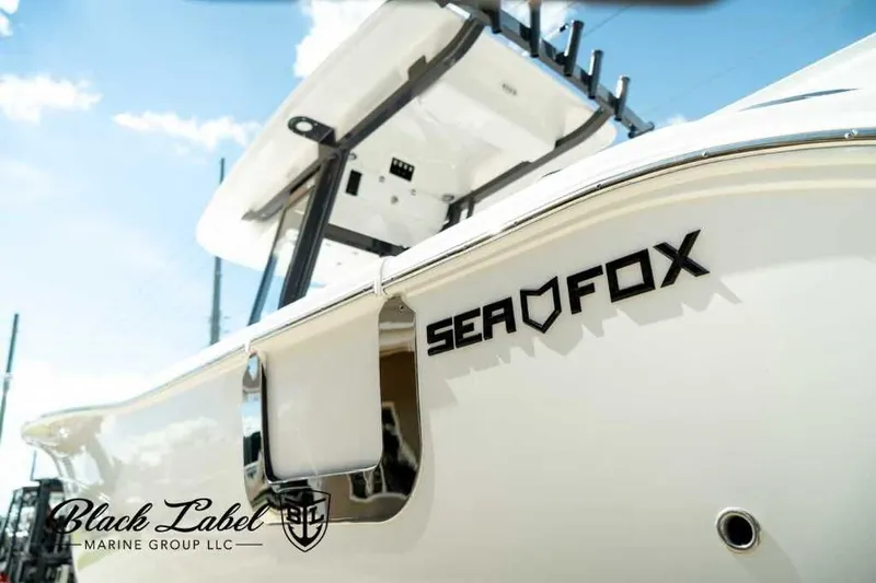 Slide: The Image of Sea Fox 268 Commander 2026 - 15