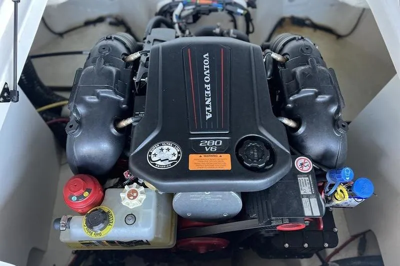 Slide: The Image of Volvo Penta 280 V6 engine in 2022 Chaparral 23 Surf boat. - 20