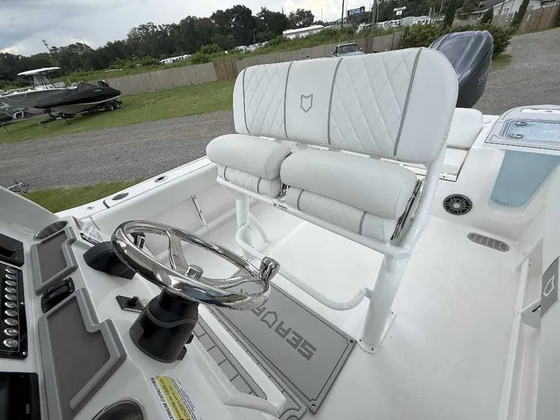 Slide: The Image of Sea Fox 248 Commander 2026 - 9