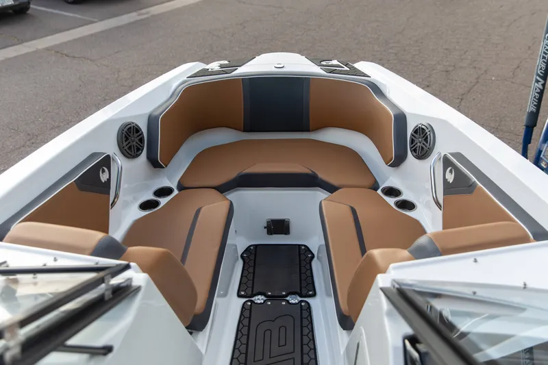 Slide: The Image of Scarab 255ID Wake 2022 - 15