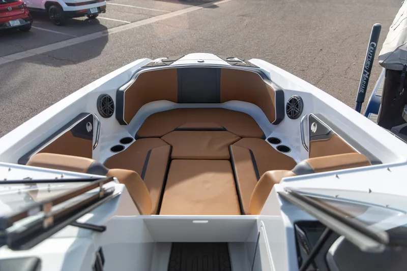 Slide: The Image of Scarab 255ID Wake 2022 - 19