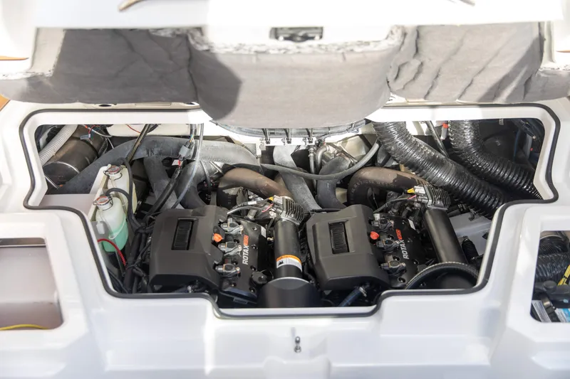 Slide: The Image of Scarab 255ID Wake 2022 - 21