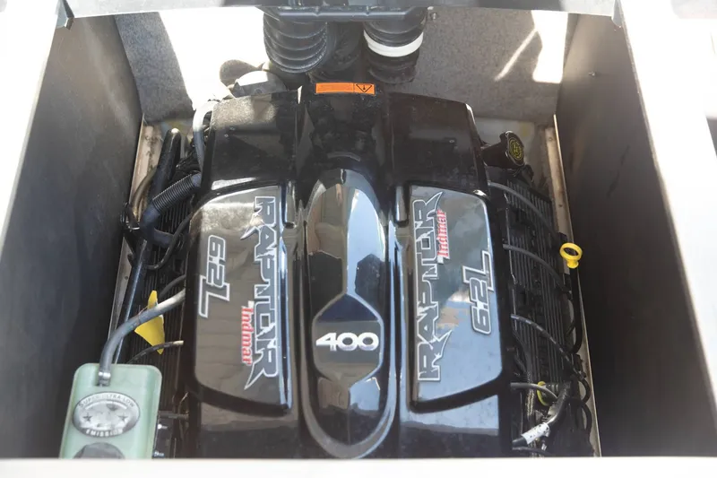 Slide: The Image of MB B52 2016 - 17