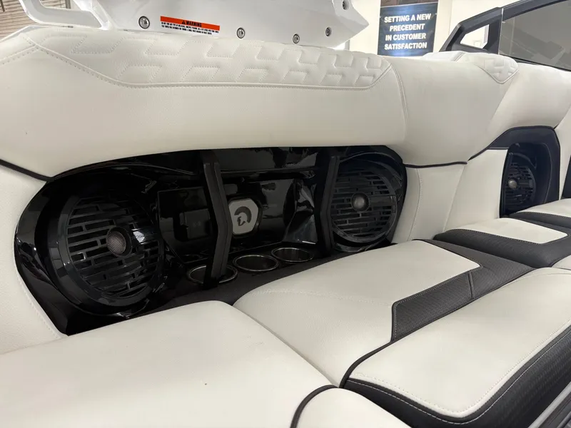 Slide: The Image of Centurion Ri230 2025 - 7