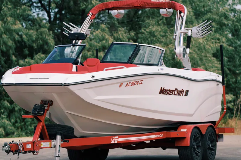 The Image of MasterCraft XT22 2021 - 1