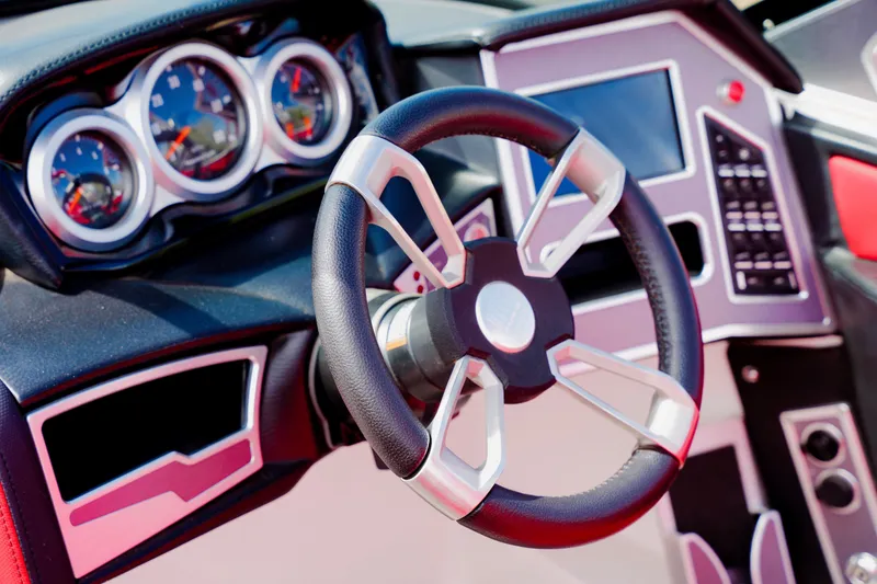 Slide: The Image of MasterCraft XT22 2021 - 19