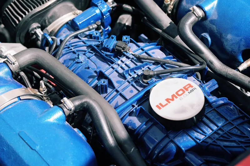 Slide: The Image of MasterCraft XT22 2021 - 23