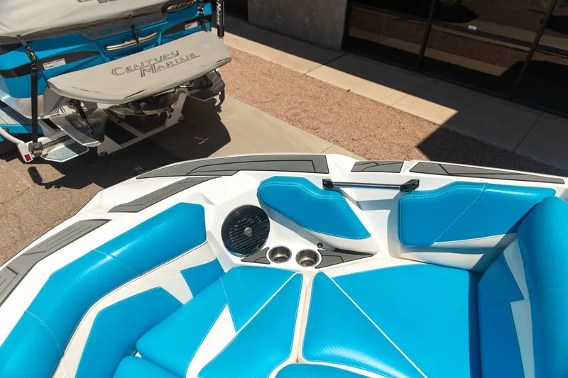 Slide: The Image of Centurion Fi25 2019 - 11